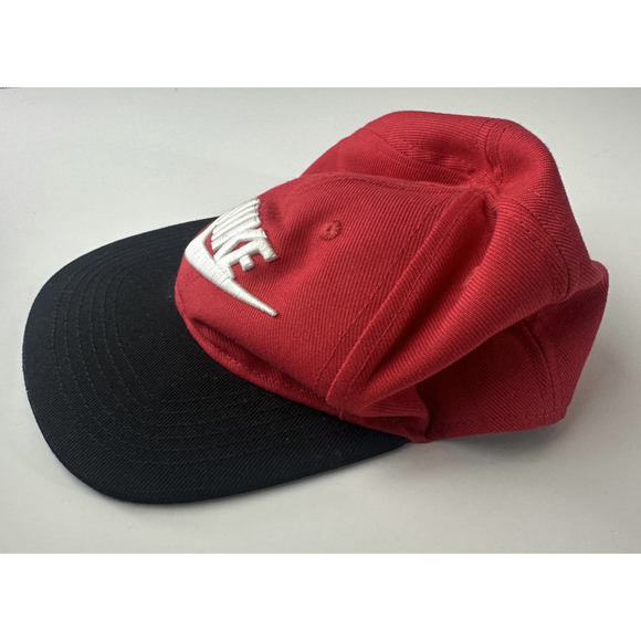 Nike CHILD Snapack Hat Swoosh Air Black Red Spellout Adjustable Kid's One Size - Picture 3 of 9